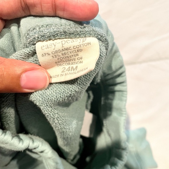 Kids tracksuits - Picture 6 of 7